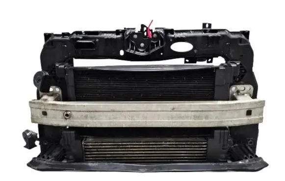 Fiat 500L Radiator support slam panel