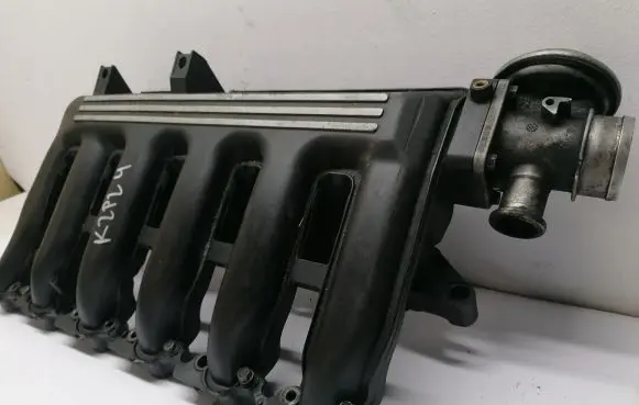 BMW X5 E53 Intake manifold 7789330