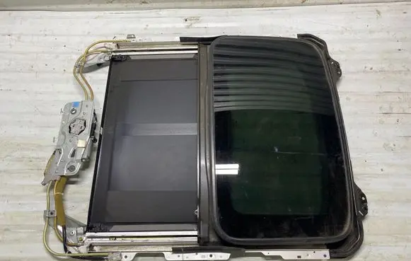 Sunroof set
