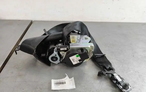 Volvo S90, V90 Front seatbelt 31322642 32131165 32386962
