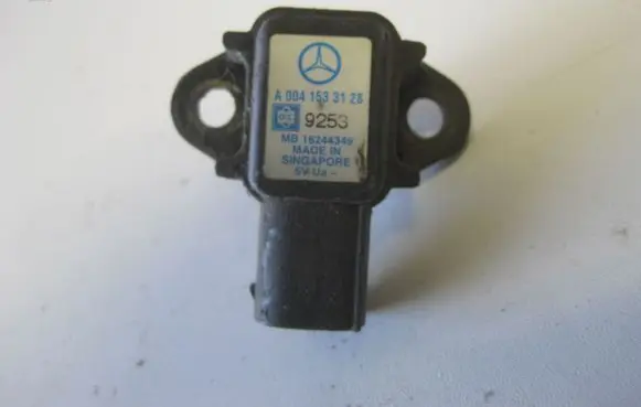 Mercedes-Benz A W168 Air pressure sensor A0041533128