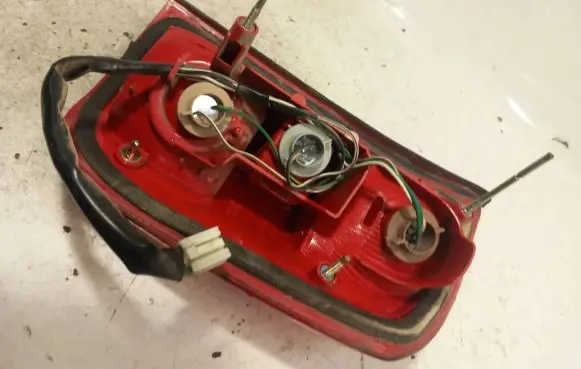 Toyota RAV 4 (XA20) Rear/tail lights T56L