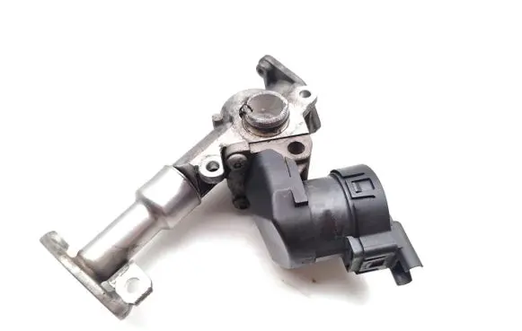 BMW 1 E81 E87 EGR valve 7563241