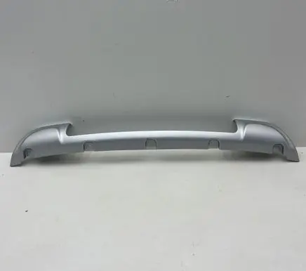 Front bumper lip