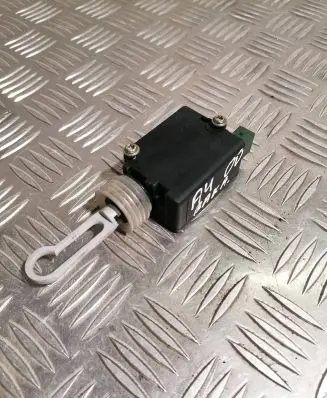 Audi A4 S4 B5 8D Central locking motor 8D5962115B 21012000 406204248