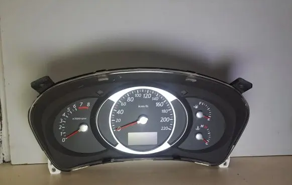 Hyundai Tucson JM Speedometer (instrument cluster) 940132E720 11001004700H L26
