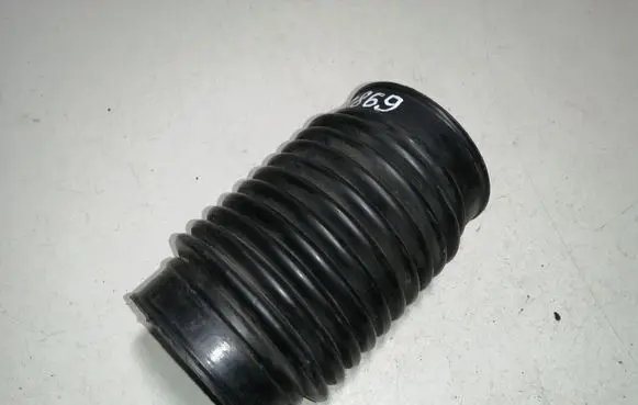 Porsche Cayenne (9PA) Air intake hose/pipe 7L5129739