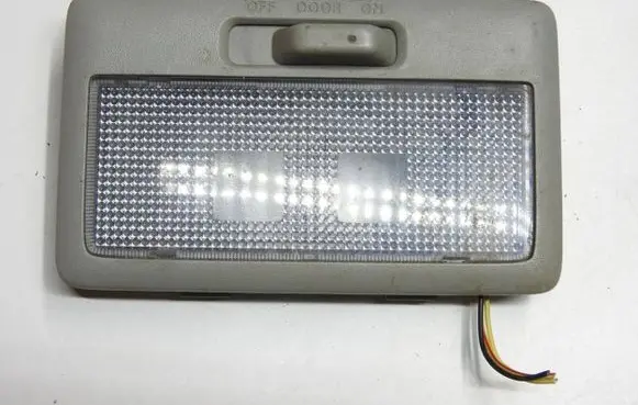 Suzuki SX4 Rear seat light