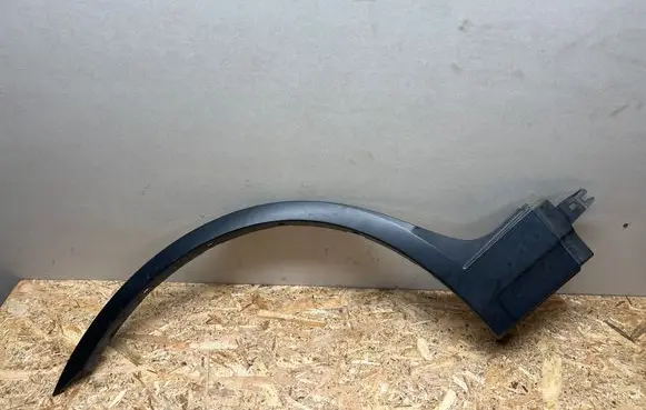 BMW X3 E83 Front arch trim 3405817
