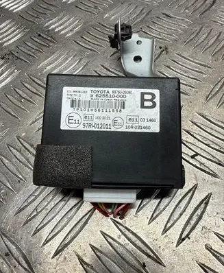 Toyota Avensis T270 Alarm control unit/module 8978005080 625510000 97RI012011