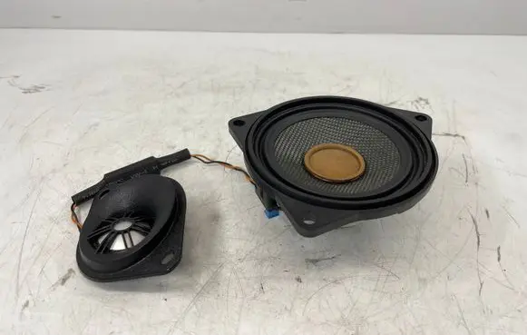 BMW X6 F16 Panel speaker 9295684 65139295684