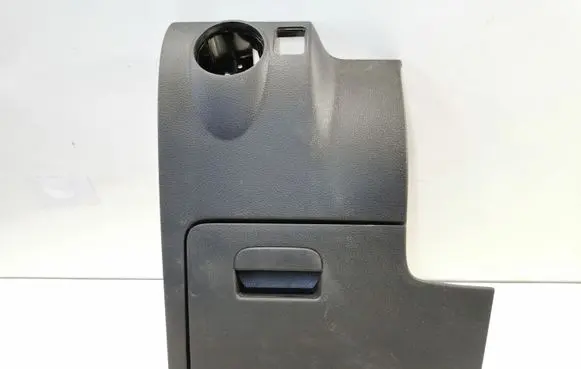Volkswagen Tiguan Glove box 5M1858210B 5M1858210