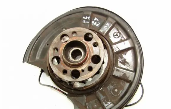 Mercedes-Benz E W212 Rear wheel hub A2125402117