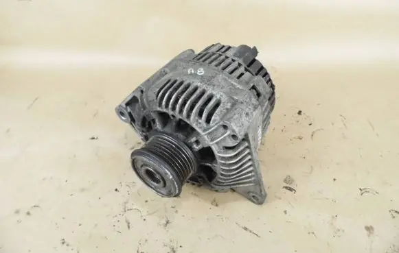Opel Vivaro Generator/alternator