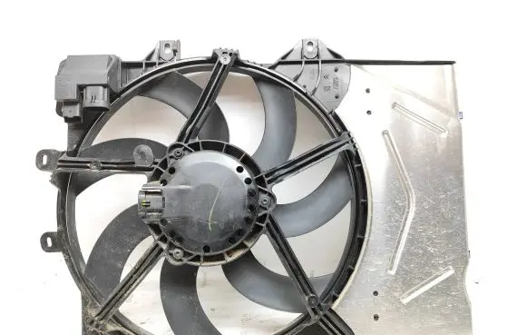 Citroen C3 Aircross Radiator cooling fan shroud T300216 FS2084