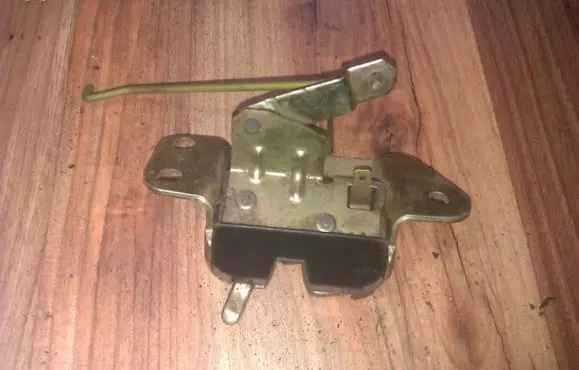 Mitsubishi Colt Tailgate/trunk/boot lock/catch/latch