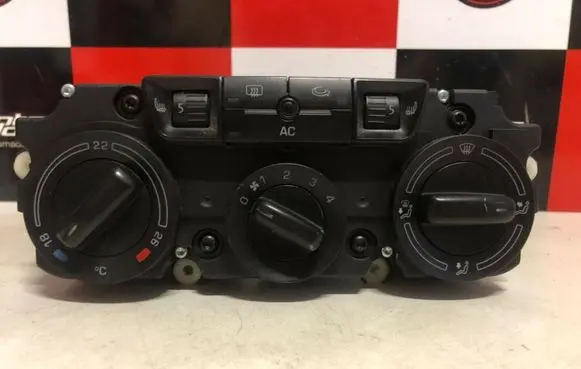 Skoda Octavia Mk2 (1Z) Climate control unit 1Z0820045A