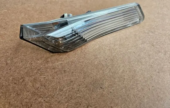 Porsche 911 997 Front fender indicator light 997613034