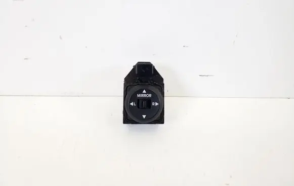 KIA Sportage Wing mirror switch