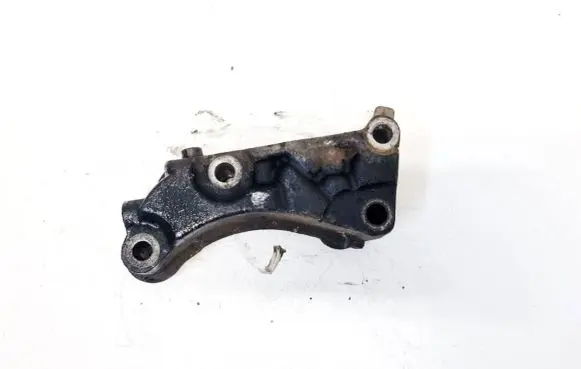 Citroen C3 Engine mounting bracket 9637558580