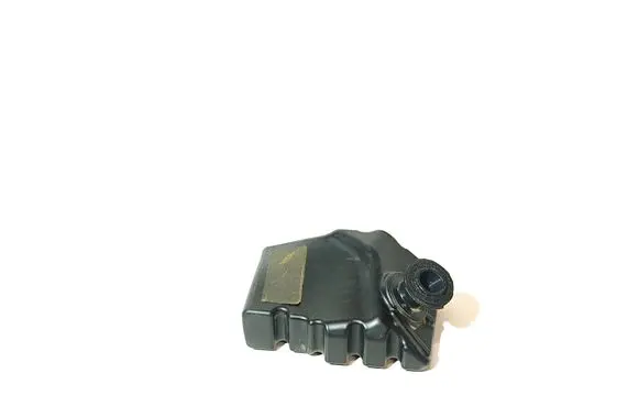 Vacuum air tank