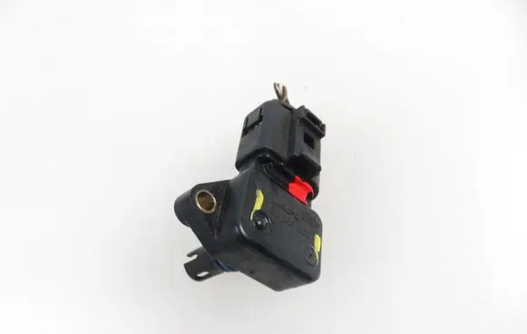Skoda Fabia Mk1 (6Y) Turbo air boost pressure sensor 036906051