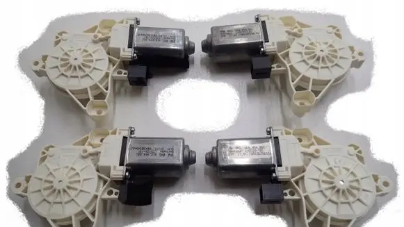Audi A7 S7 4K8 Front door window regulator motor 4K0959801