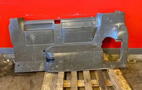 Volkswagen Transporter - Caravelle T5 Trunk/boot lower side trim panel 7H9868716F