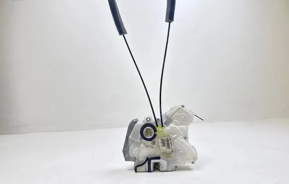 Honda CR-V Rear door lock 7251SWAE1 WG0017747 EUL0107180A