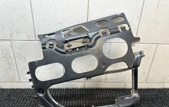 BMW 5 E60 E61 Fog light bracket 