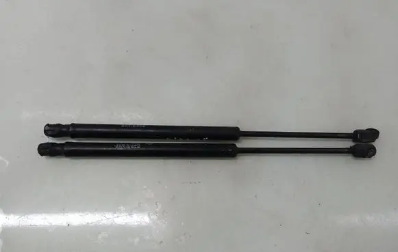 SsangYong Kyron Front bonnet/hood damper/strut 