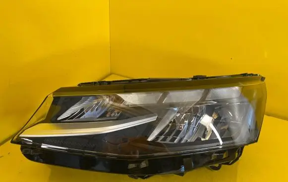 Volkswagen Transporter - Caravelle T7 Headlight/headlamp 7T1941035
