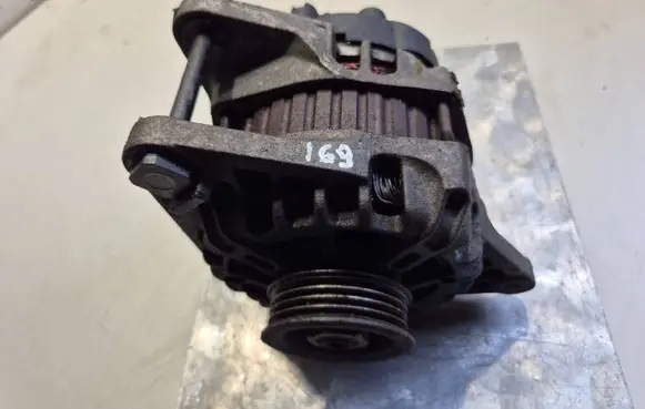KIA Sportage Generator/alternator 3730023650 2655635