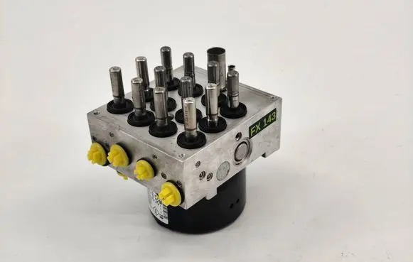 Renault Megane III ABS Pump 476601563R