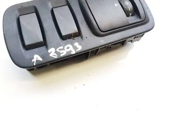 Renault Kadjar Headlight level height control switch 251635477r