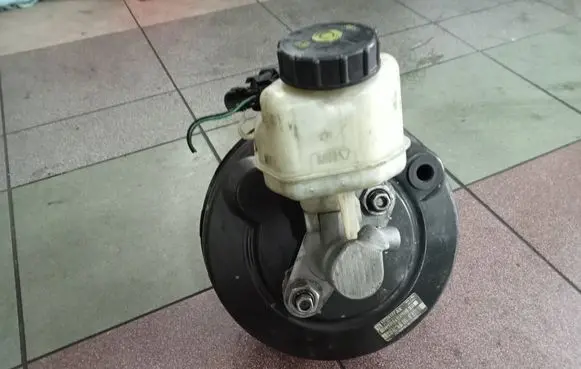 Opel Insignia A Brake booster 13228187 360573521
