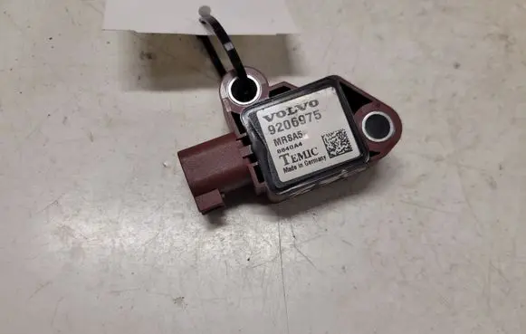 Volvo V50 Airbag deployment crash/impact sensor 9206975