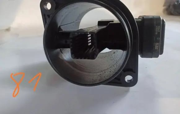 Audi A4 S4 B8 8K Mass air flow meter 03L906461 024013125 5WK97023