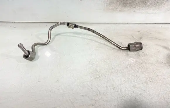 Volvo V60 Fuel injector supply line/pipe 31405314