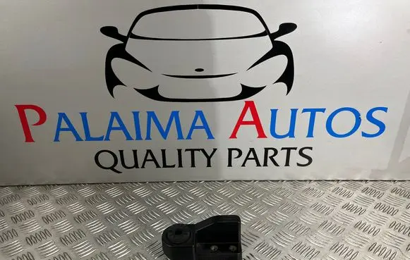 Opel Astra K Radiator mount bracket 13466591