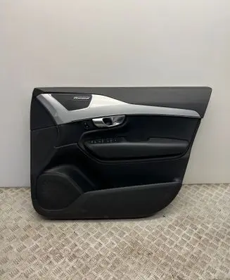 Volvo XC90 Front door card panel trim 31393114