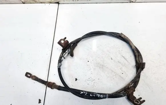 Handbrake/parking brake wiring cable
