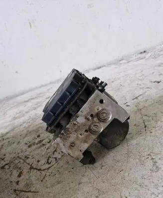 Mazda 6 ABS Pump 2067743