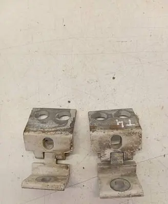 Volkswagen Transporter - Caravelle T4 Front door hinge set 7D0831401