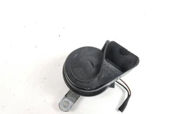 Mercedes-Benz CLS C218 AMG Horn signal 001165