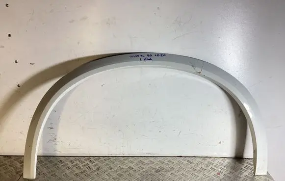 Volvo XC90 Front arch trim 31378162