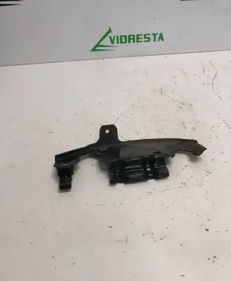 Nissan Note (E11) Battery bracket 