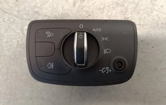 Light switch
