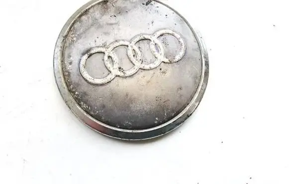Audi A5 8T 8F Original wheel cap f170a