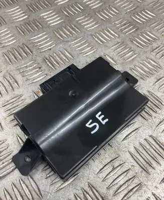 Audi A6 S6 C7 4G Gateway control module 4G5907468E